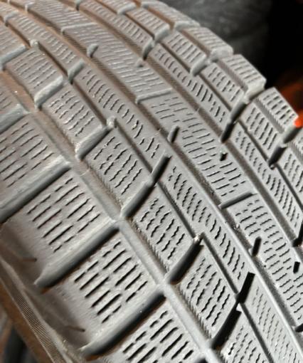 Yokohama Ice Guard IG30 215/60 R16