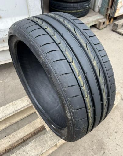 Bridgestone Potenza RE050A 245/35 R20