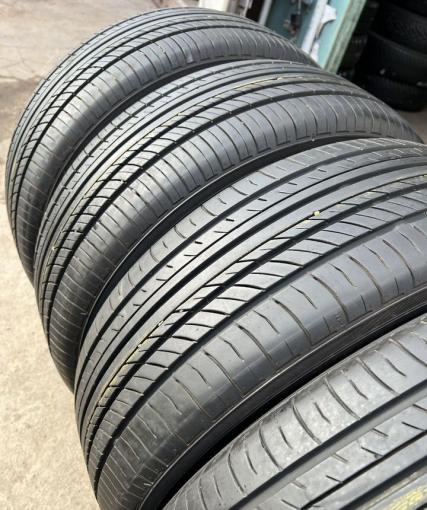 Yokohama Advan dB V552 205/60 R16