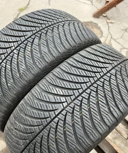 Goodyear Vector 4Seasons 225/45 R17