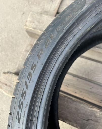 Pirelli P Zero PZ4 255/35 R21