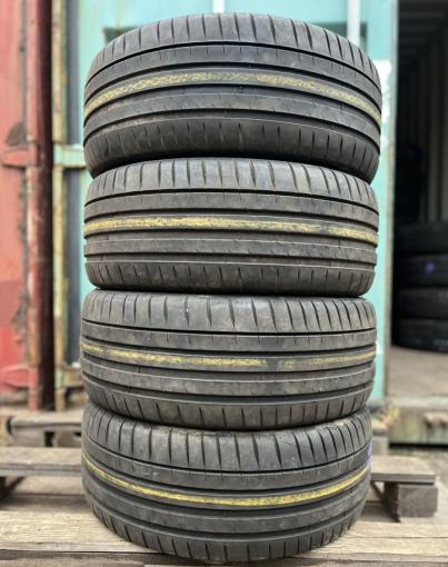 Michelin Pilot Sport 4 225/45 R17