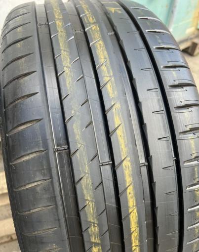 Michelin Pilot Sport EV Acoustic 275/35 R22