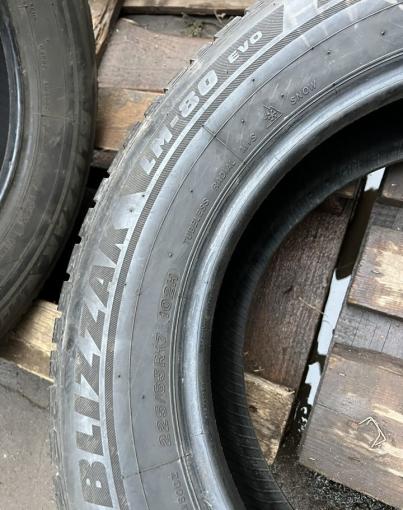 Bridgestone Blizzak LM-80 225/65 R17