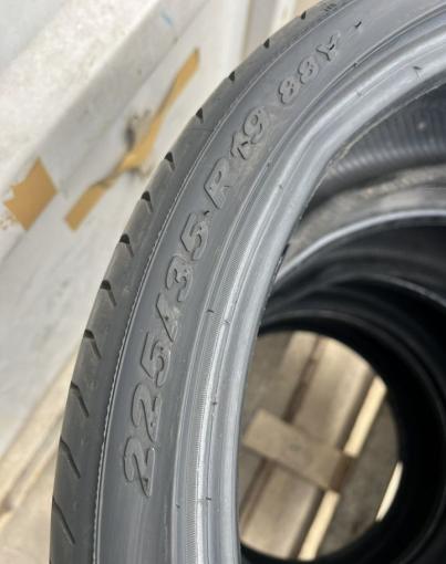 Pirelli P Zero 225/35 R19