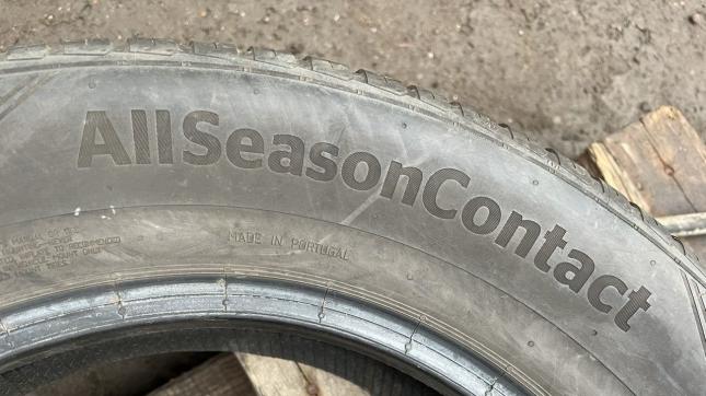 Continental AllSeasonContact 215/65 R17