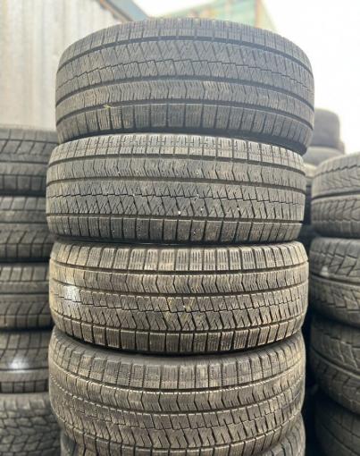 Bridgestone Blizzak VRX2 215/55 R17