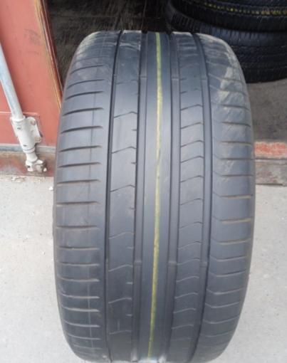 Pirelli P Zero PZ4 315/35 R21