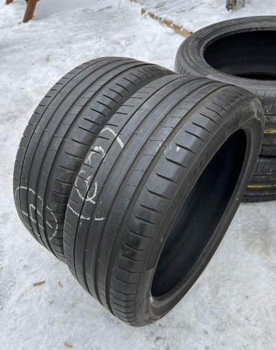 Pirelli P Zero PZ4 245/40 R21