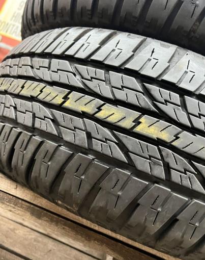 Yokohama Geolandar A/T G015 215/60 R16