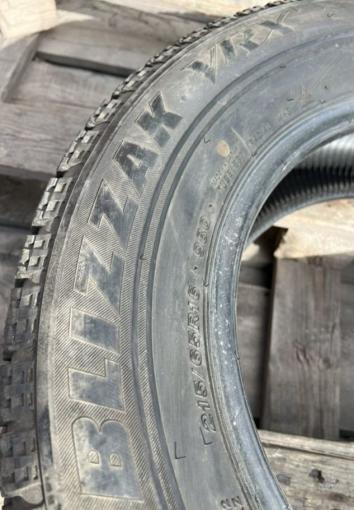 Bridgestone Blizzak VRX 215/65 R16