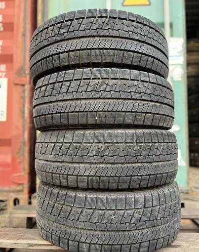 Bridgestone Blizzak VRX 215/55 R17