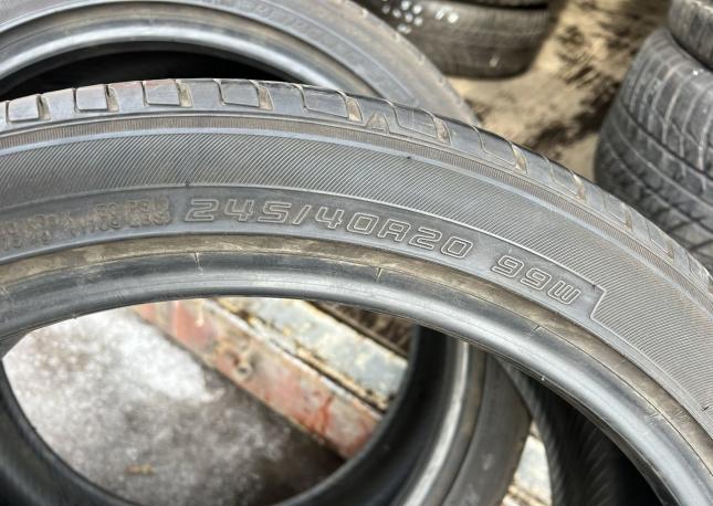 Dunlop Veuro VE 302 245/40 R20