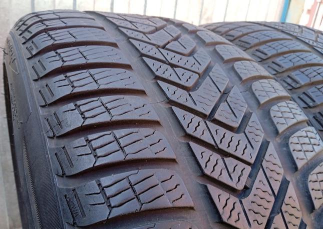 Pirelli Winter Sottozero 3 235/40 R18