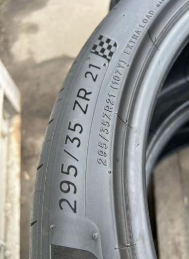 Michelin Pilot Sport 4 S 265/40 R21 и 295/35 R21