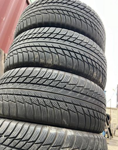 Bridgestone Blizzak LM-001 225/45 R18