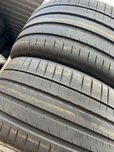 Michelin Pilot Sport 4 S 325/35 R22