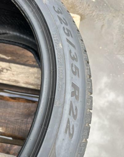 Pirelli Scorpion Winter 325/35 R22