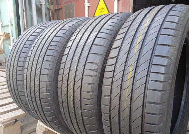 Michelin Primacy 4 215/60 R17