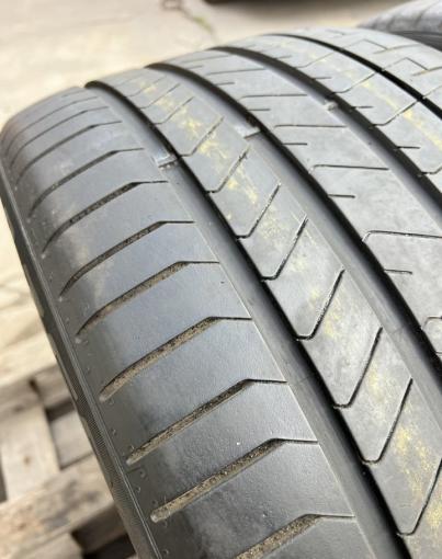 Pirelli P Zero PZ4 295/35 R20