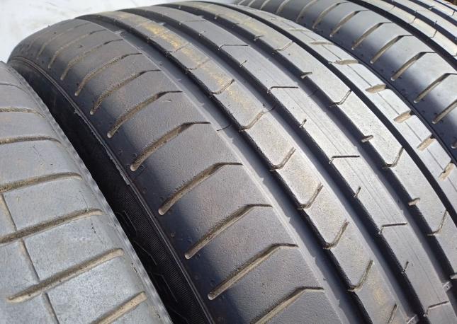 Pirelli P Zero PZ4 245/45 R19