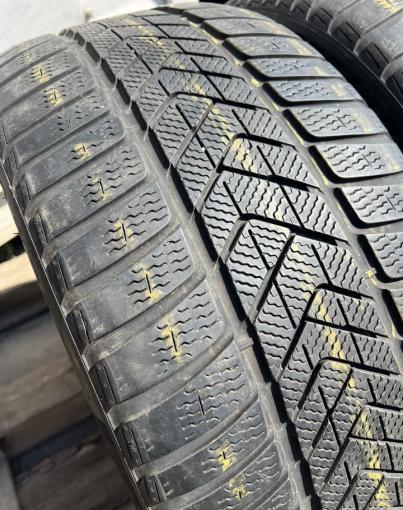 Pirelli Scorpion Winter RFT 275/40 R21