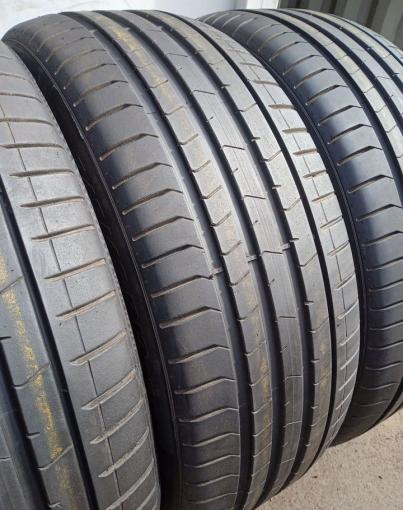 Pirelli P Zero PZ4 245/45 R19