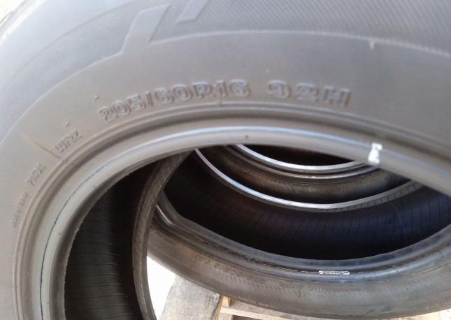 Bridgestone Luft RV II 205/60 R16