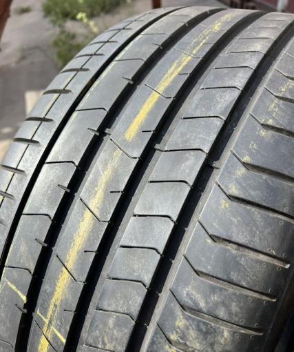 Pirelli P Zero PZ4 275/35 R21