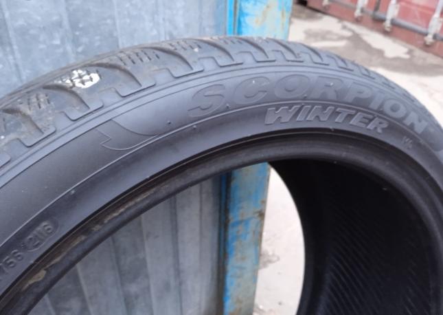 Pirelli Scorpion Winter 295/35 R21