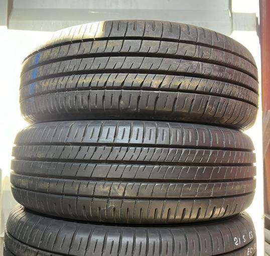 Dunlop Enasave EC204 215/65 R15