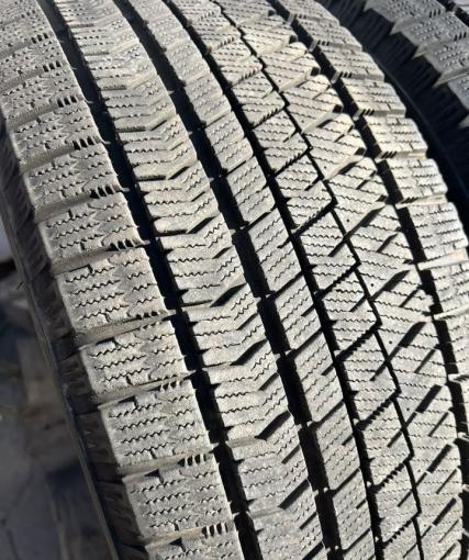 Bridgestone Blizzak VRX2 235/50 R18