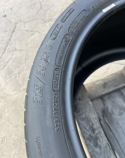 Michelin Pilot Sport Cup 2 325/30 R21