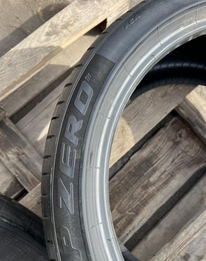 Pirelli P Zero PZ4 295/35 R20