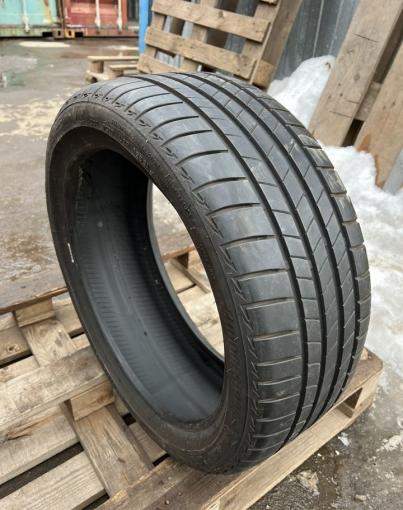 Bridgestone Turanza T005 225/40 R18