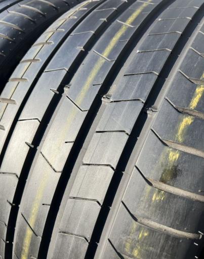 Pirelli P Zero PZ4 275/35 R22 и 315/30 R22