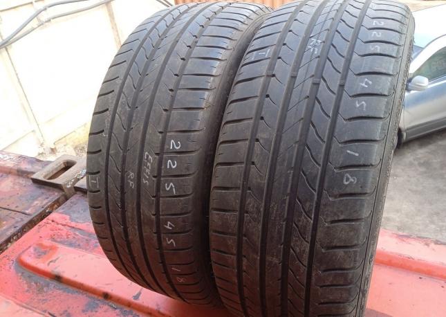 Goodyear EfficientGrip 225/45 R18