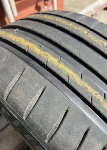 Michelin Pilot Sport 4 255/40 R19