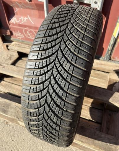 Goodyear Vector 4Seasons Gen-3 205/60 R16