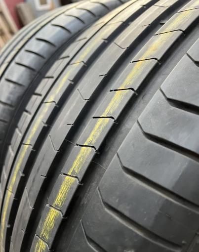 Pirelli P Zero PZ4 255/40 R21