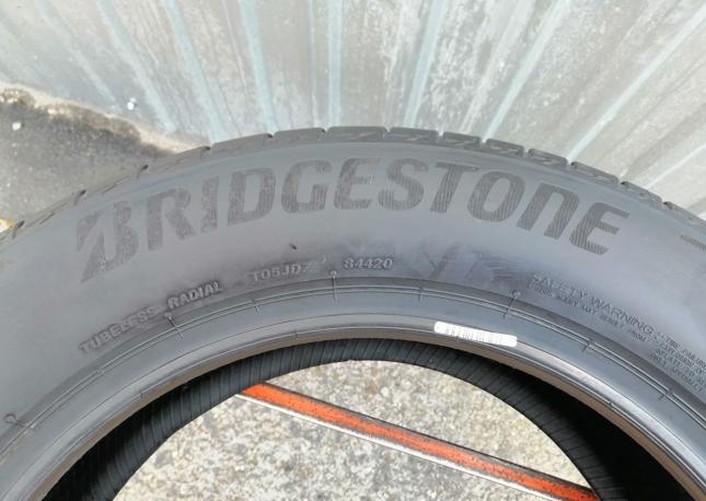 Bridgestone Turanza T005 235/55 R17 103H