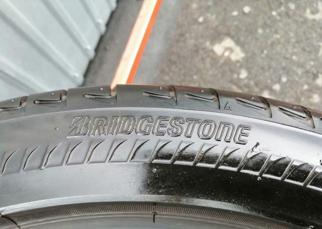 Bridgestone Turanza T005 275/40 R20 102Y