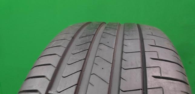 Pirelli P Zero PZ4 275/40 R22 106Y