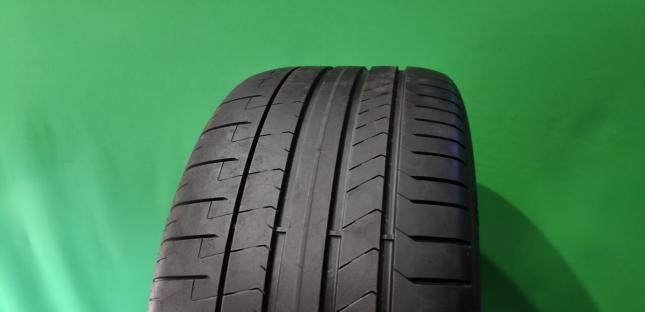 Pirelli P Zero PZ4 285/40 R19 107Y