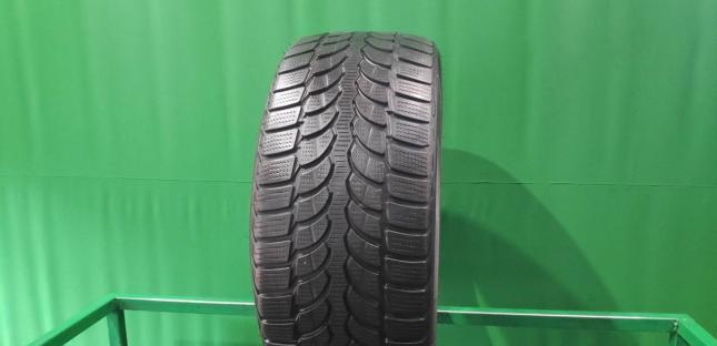 Bridgestone Blizzak LM-32 245/40 R17