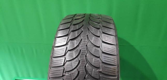 Bridgestone Blizzak LM-32 245/40 R17