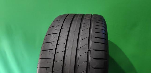 Pirelli P Zero PZ4 285/40 R19