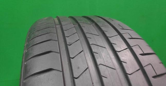 Pirelli P Zero PZ4 255/35 R21 98Y