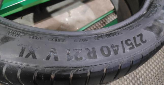 Continental PremiumContact 6 275/40 R21 107V