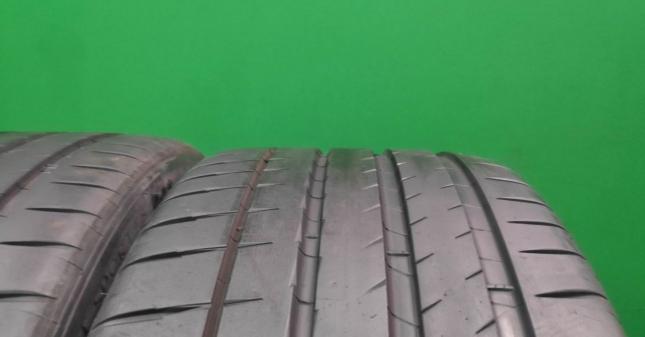 Michelin Pilot Sport 4 S 325/35 R22 114Y